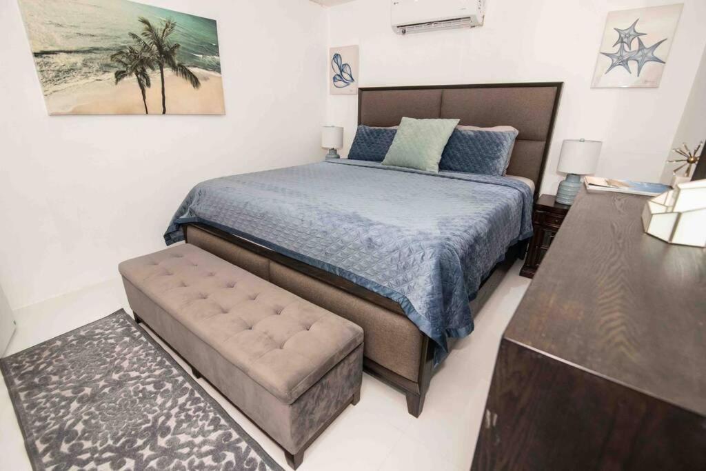 Modern 2Br With Kingbed In The Heart Of Isla Verde Strip Daire San Juan Dış mekan fotoğraf